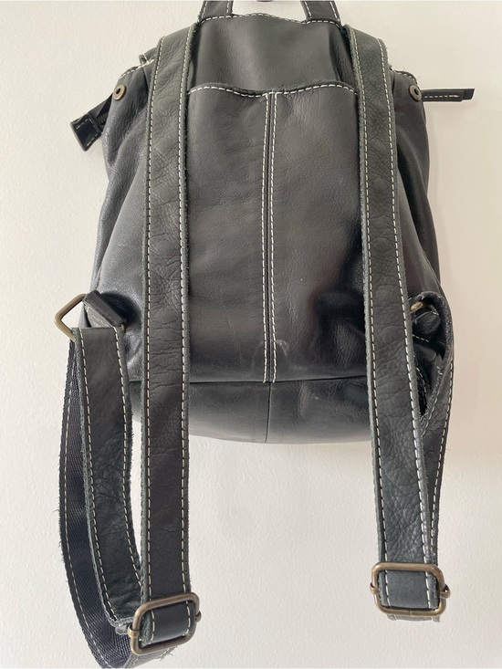 american leather company black backpack Co. Cleveland Midsize A gorgeous leather backpack ready to take on every adventure American Leather Co Black Leather